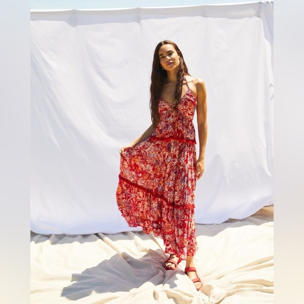 FREE PEOPLE kahlo  Red Floral Boho 2-Piece Halter Top & Tiered Maxi Skirt Set xs - Picture 3 of 16